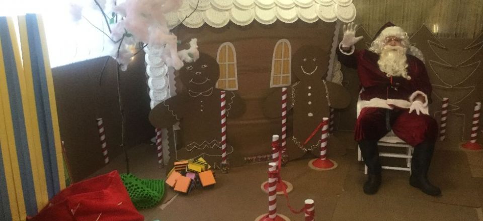 PTFA - Santa in School Day (December 2017)